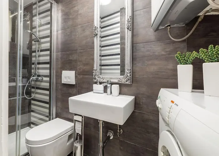 펜션 House In Fa Ana Near Rock 파자나