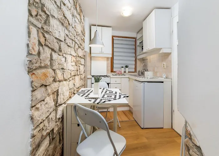 펜션 House In Fa Ana Near Rock *