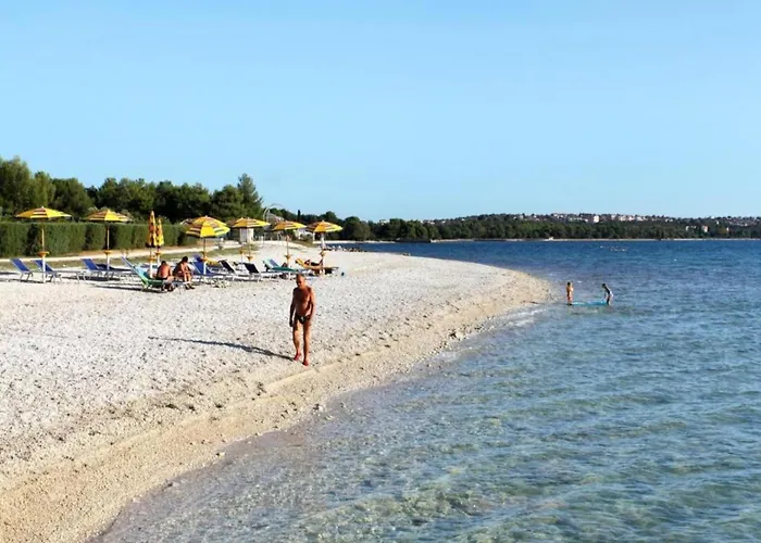 펜션 House In Fa Ana Near Rock 파자나