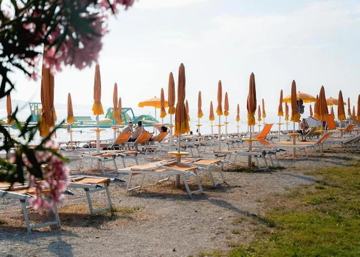 House In Fa Ana Near Rock * 파자나